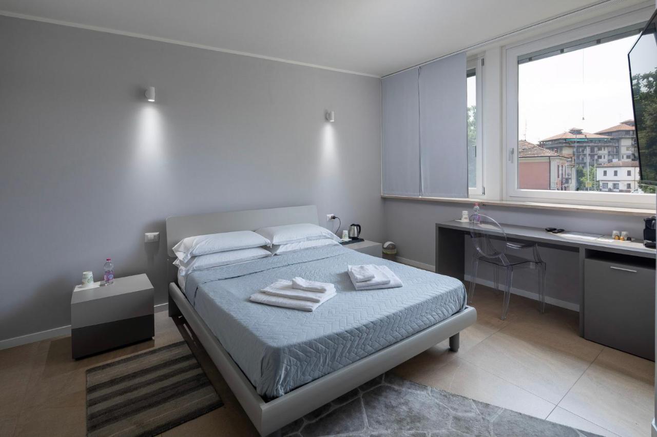 Golgi Suite Pavia Luaran gambar